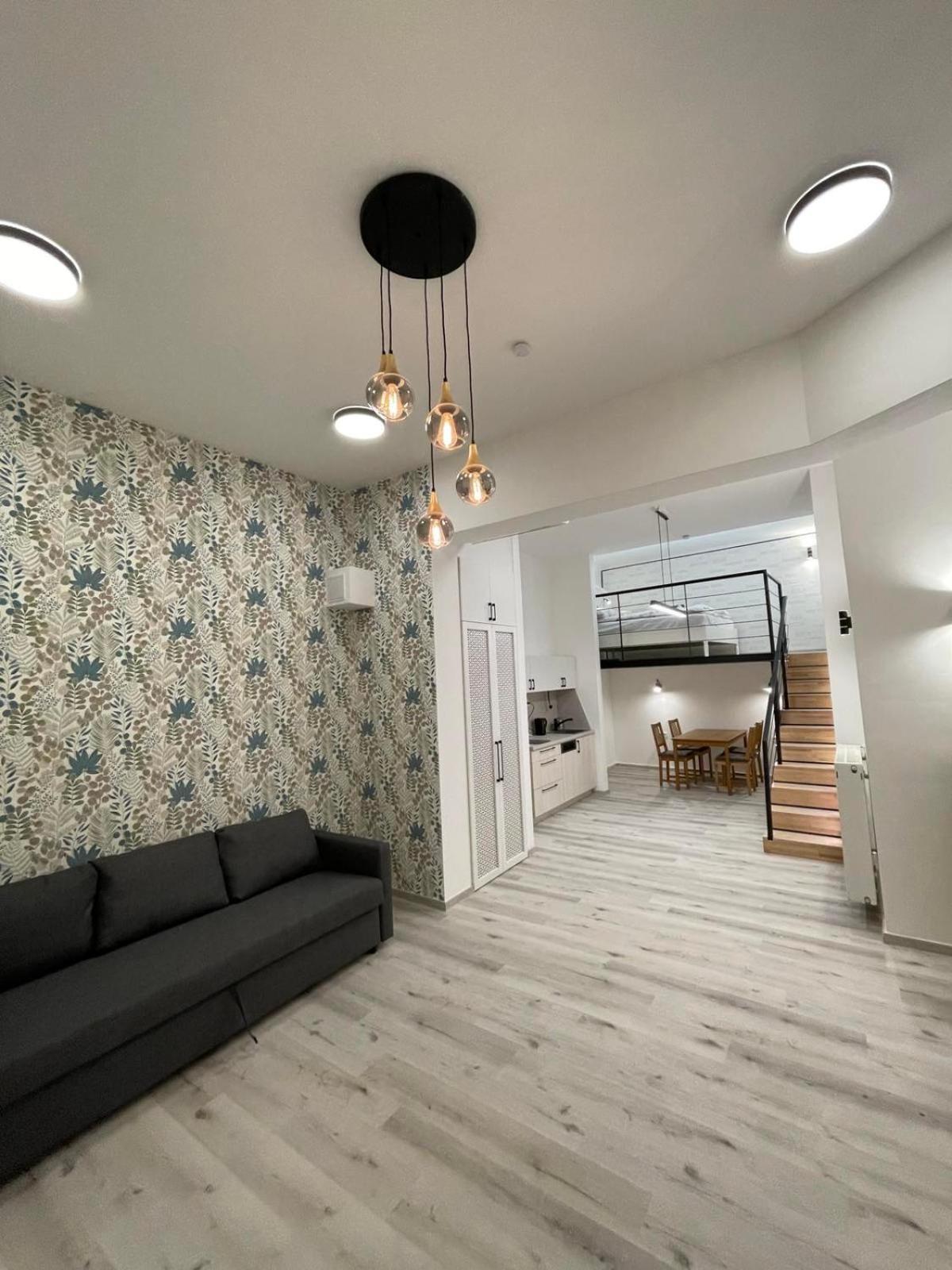 Szekely Apartment Near Deak Ferenc Square With Free Parking In Garage Будапеща Екстериор снимка